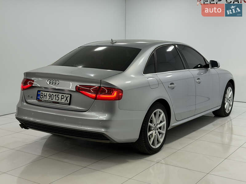 Седан Audi A4 2015 в Одессе