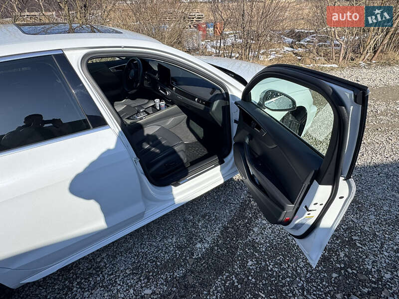 Седан Audi A4 2021 в Ивано-Франковске
