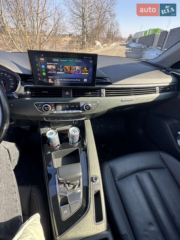 Седан Audi A4 2021 в Ивано-Франковске