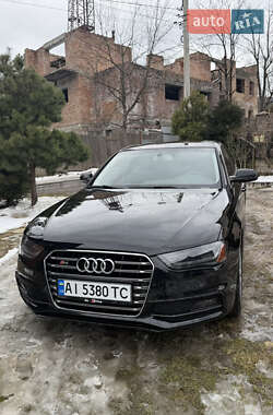 Седан Audi A4 2014 в Боровой