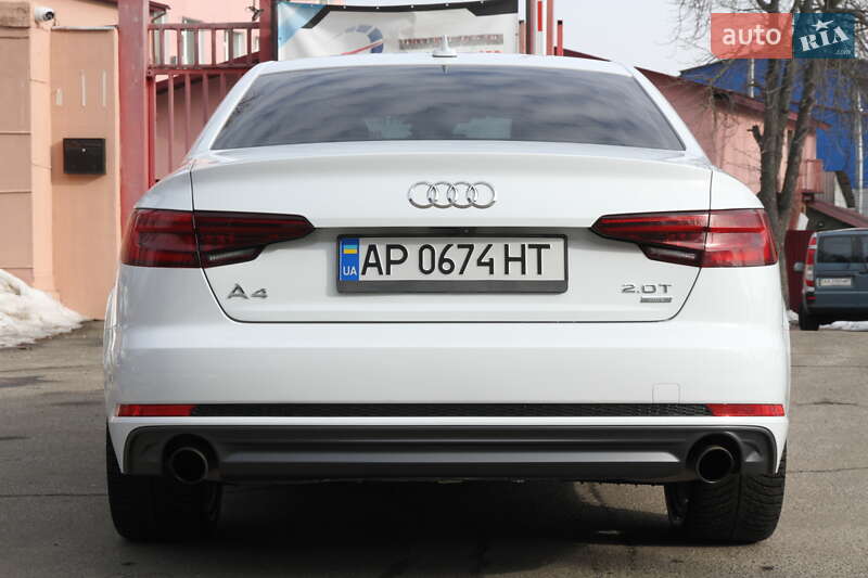 Седан Audi A4 2017 в Киеве