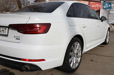 Седан Audi A4 2017 в Киеве