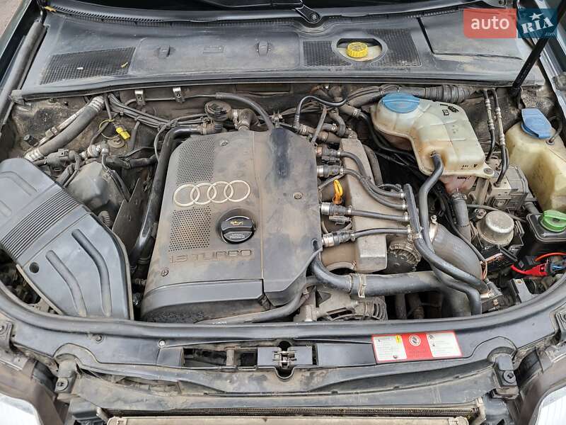 Седан Audi A4 2003 в Одессе