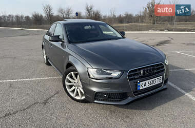 Седан Audi A4 2014 в Днепре
