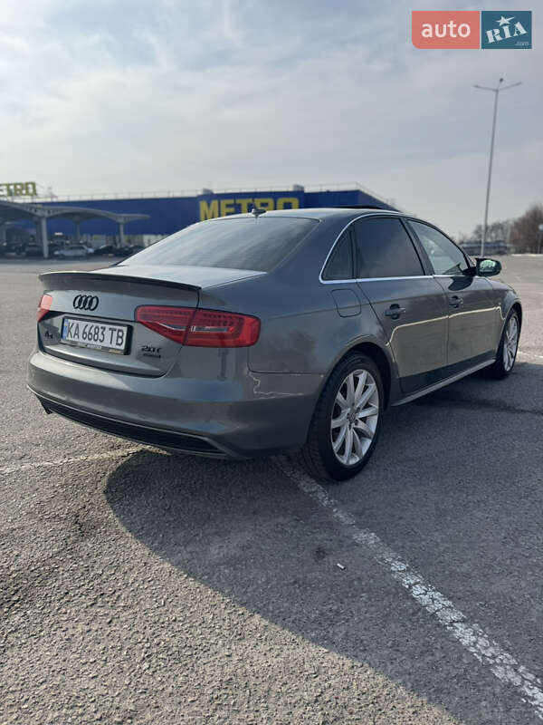Седан Audi A4 2014 в Днепре