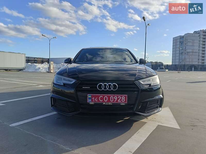 Седан Audi A4 2017 в Киеве