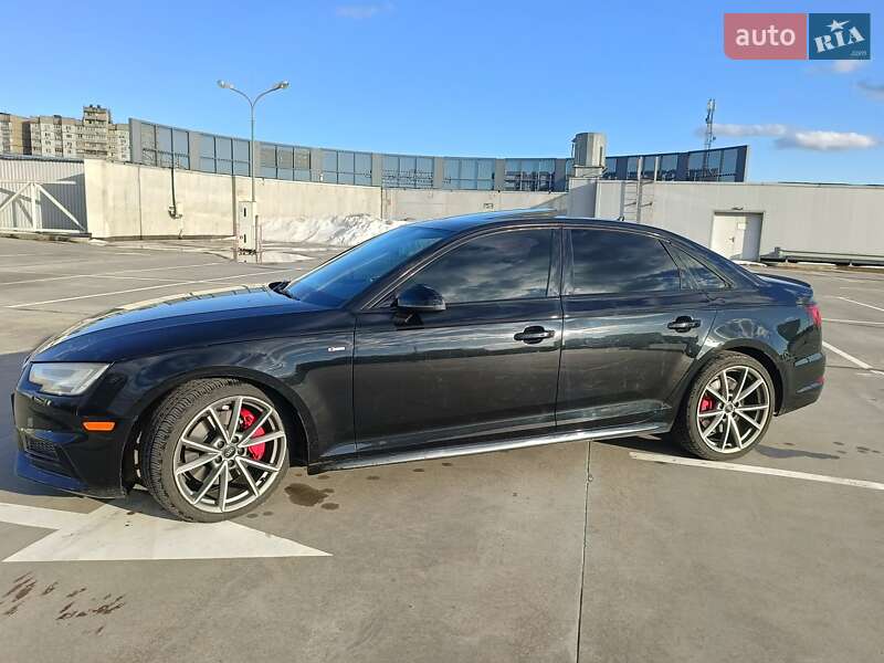 Седан Audi A4 2017 в Киеве
