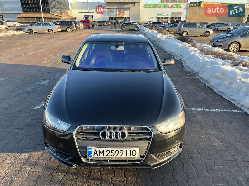 Седан Audi A4 2012 в Житомирі
