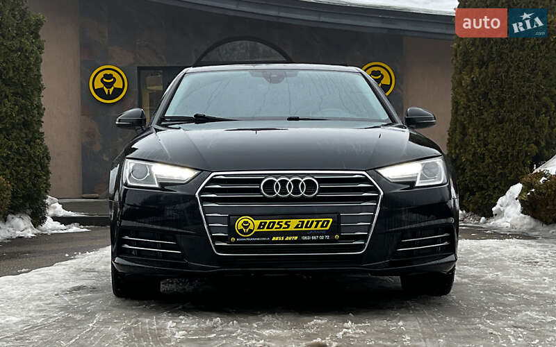 Седан Audi A4 2016 в Львове