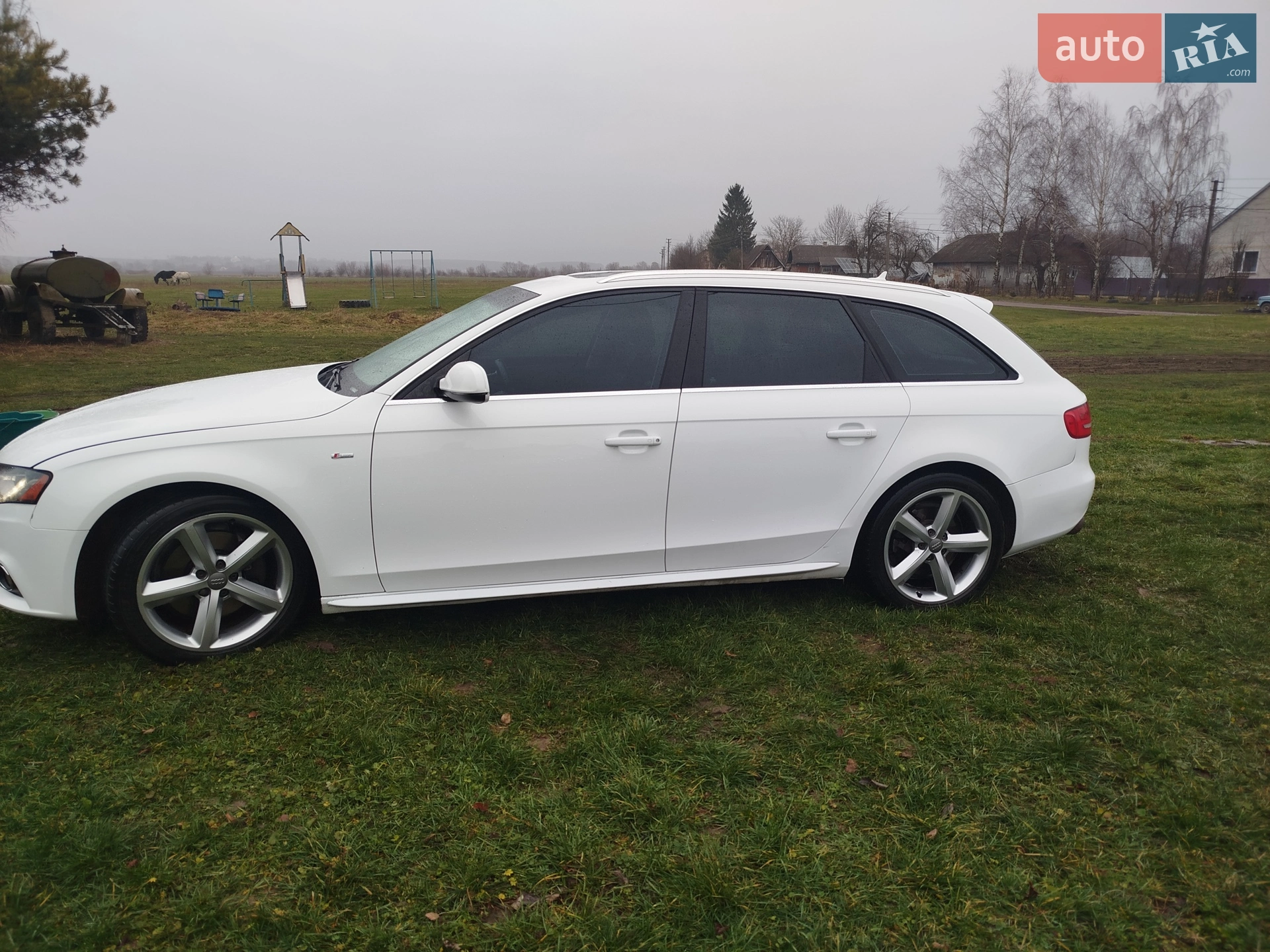 2011 Audi A4 - мініатюра 3