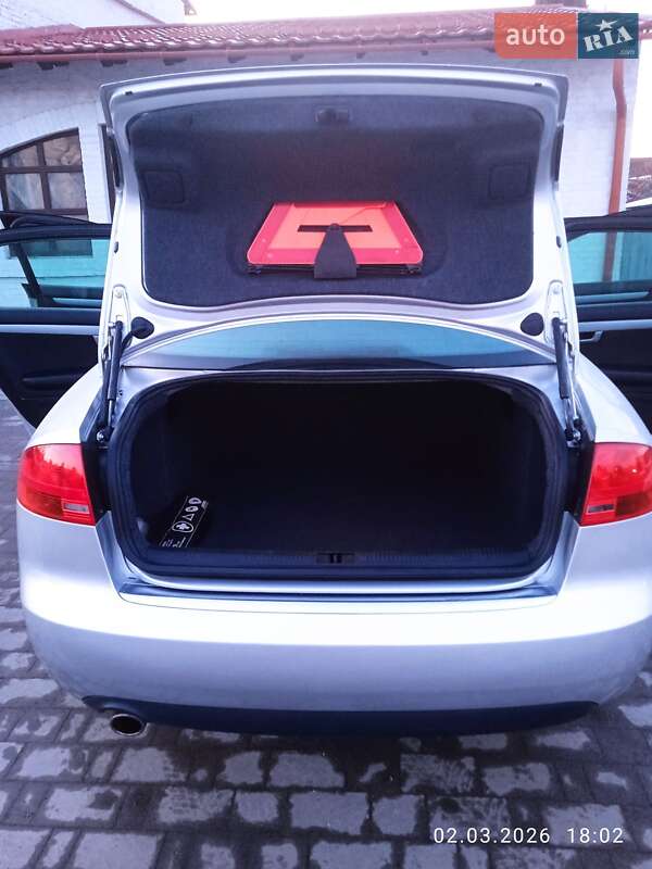 Седан Audi A4 2005 в Красилові