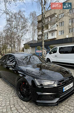Седан Audi A4 2017 в Виноградові