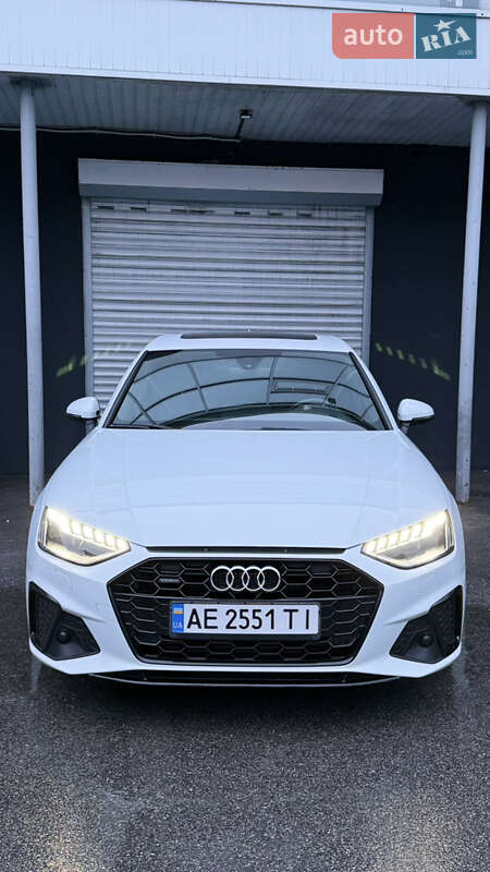 Седан Audi A4 2019 в Києві