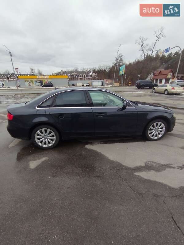 Седан Audi A4 2011 в Броварах