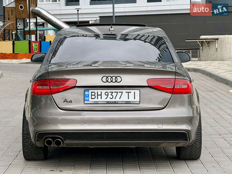 Седан Audi A4 2014 в Одесі
