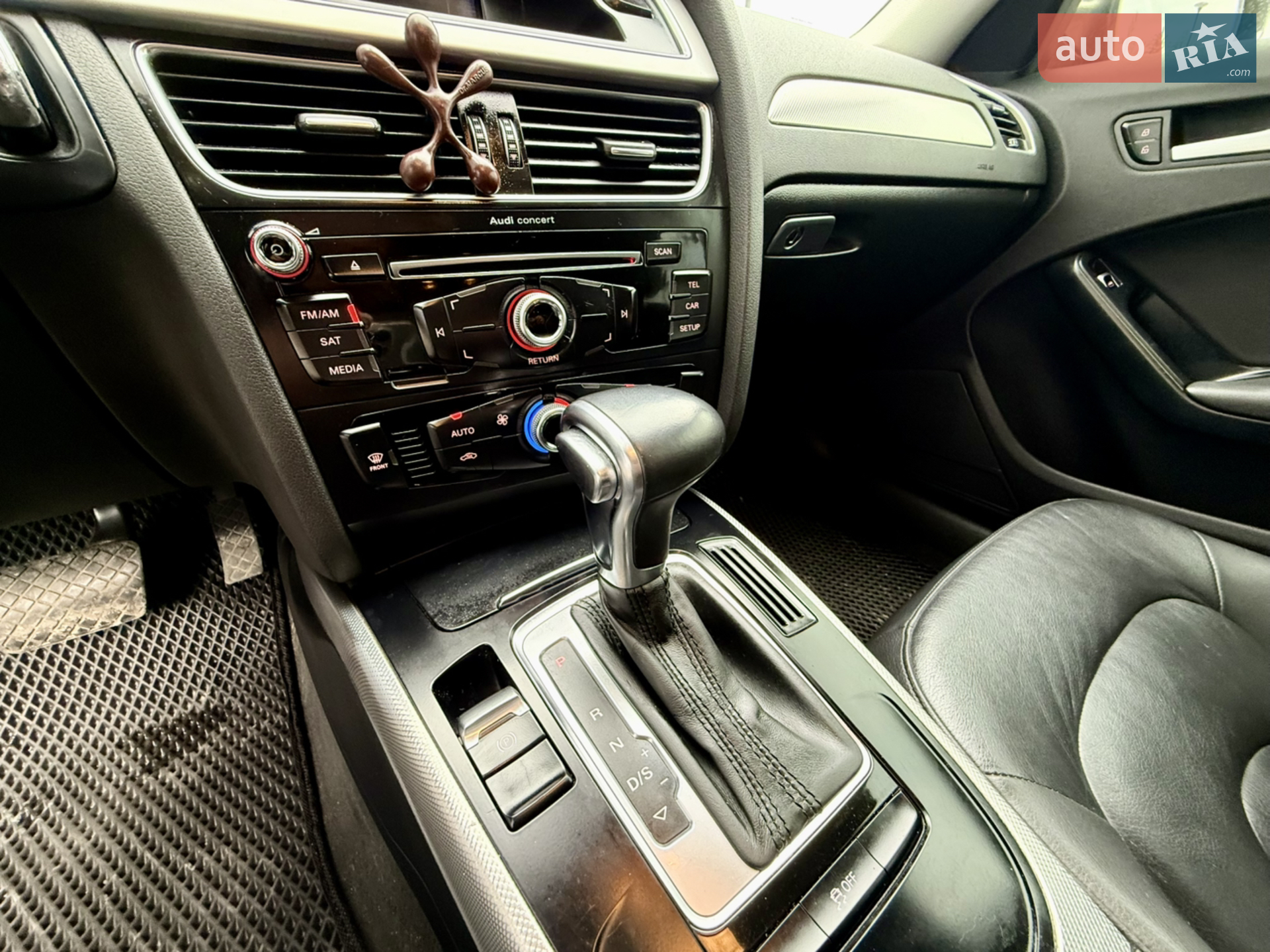 2014 Audi A4 - мініатюра 90