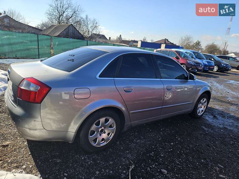 Седан Audi A4 2003 в Луцке