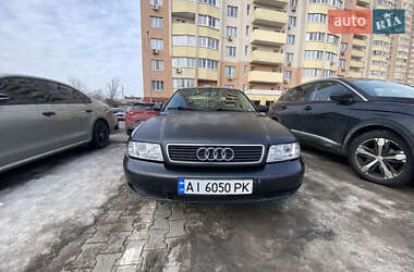 Седан Audi A4 1997 в Коцюбинском
