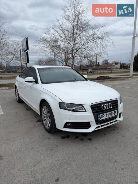 Седан Audi A4 2012 в Запорожье