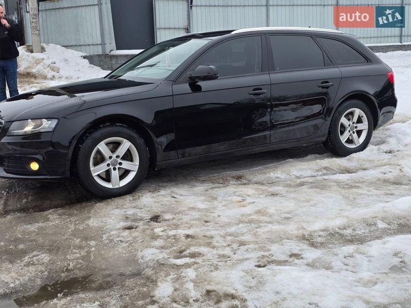 Универсал Audi A4 2011 в Хмельницком