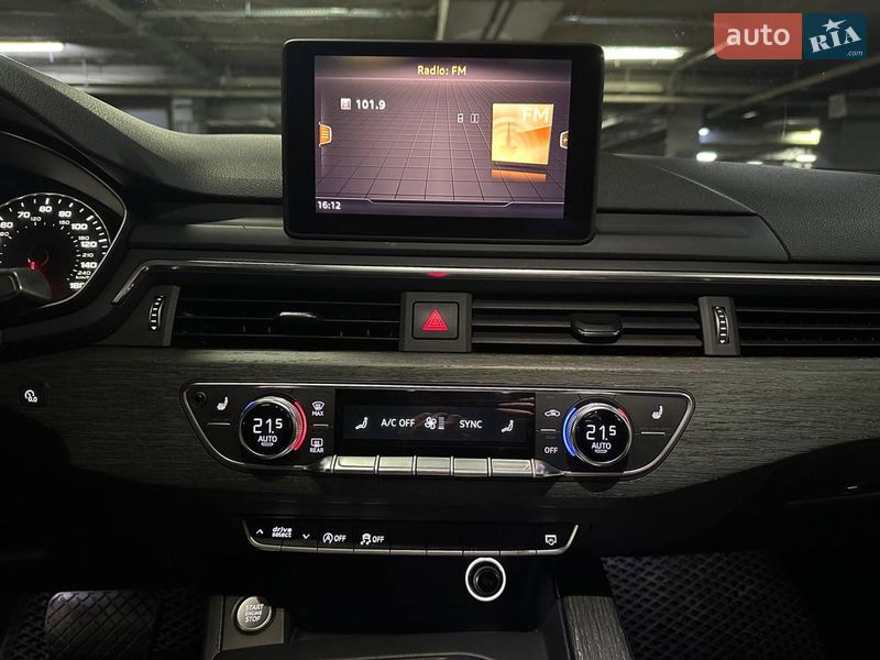 Седан Audi A4 2016 в Днепре