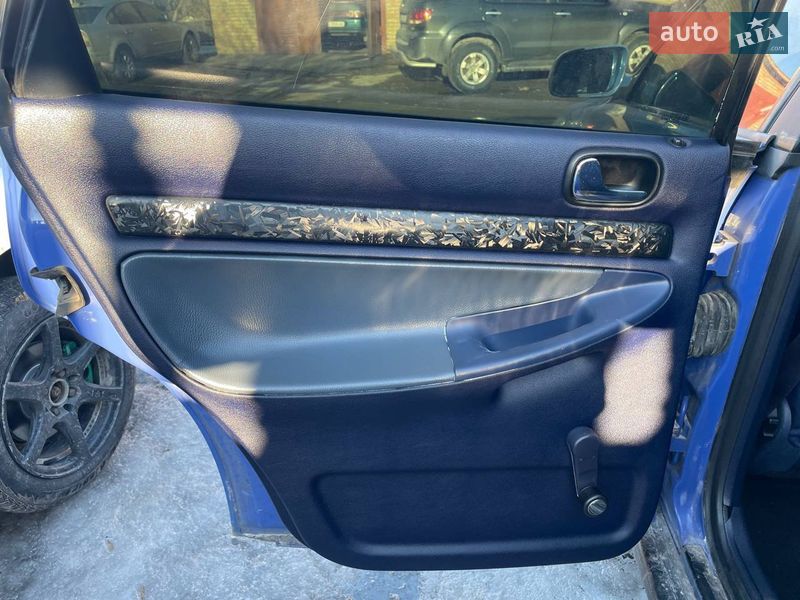 Седан Audi A4 1998 в Козелеці