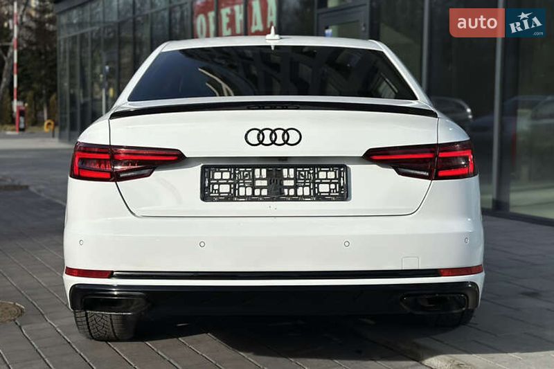 Седан Audi A4 2019 в Киеве