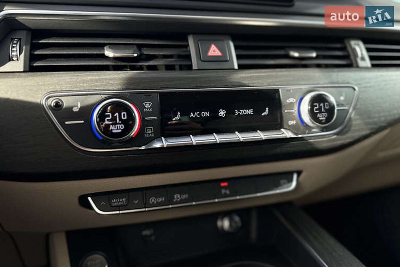 Седан Audi A4 2019 в Киеве
