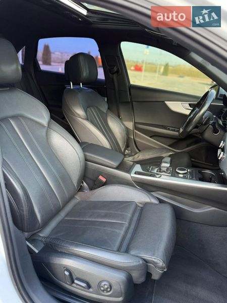 Седан Audi A4 2017 в Одессе