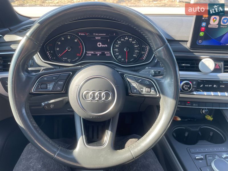 Седан Audi A4 2018 в Львове