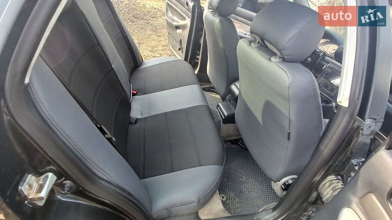 Седан Audi A4 1996 в Вознесенске