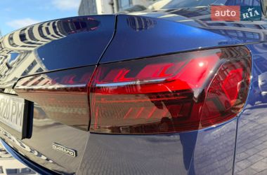 Седан Audi A4 2022 в Киеве