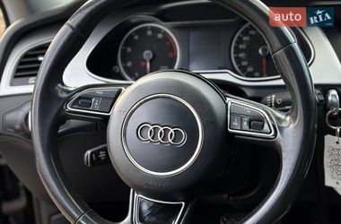 Седан Audi A4 2015 в Стрые