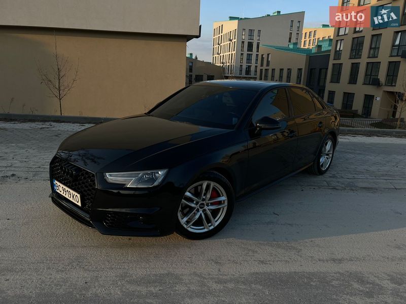 Седан Audi A4 2016 в Львові