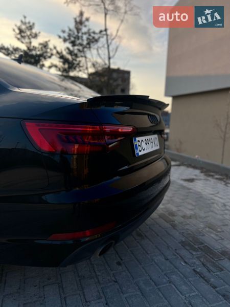 Седан Audi A4 2016 в Львові