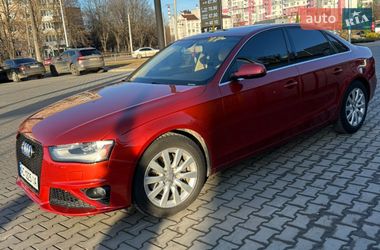 Седан Audi A4 2012 в Луцьку