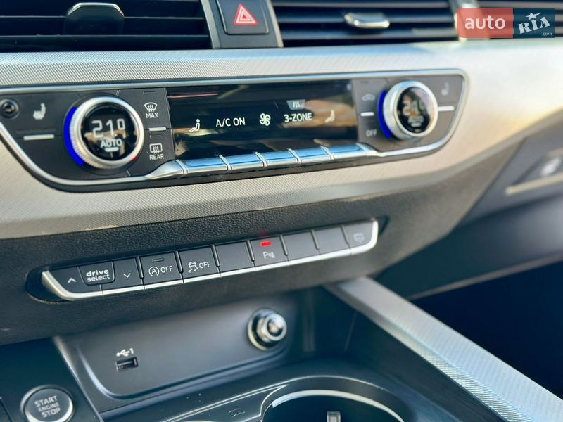 Седан Audi A4 2018 в Києві