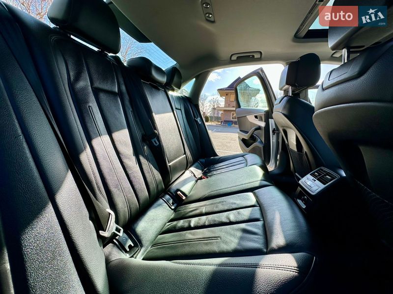 Седан Audi A4 2018 в Києві