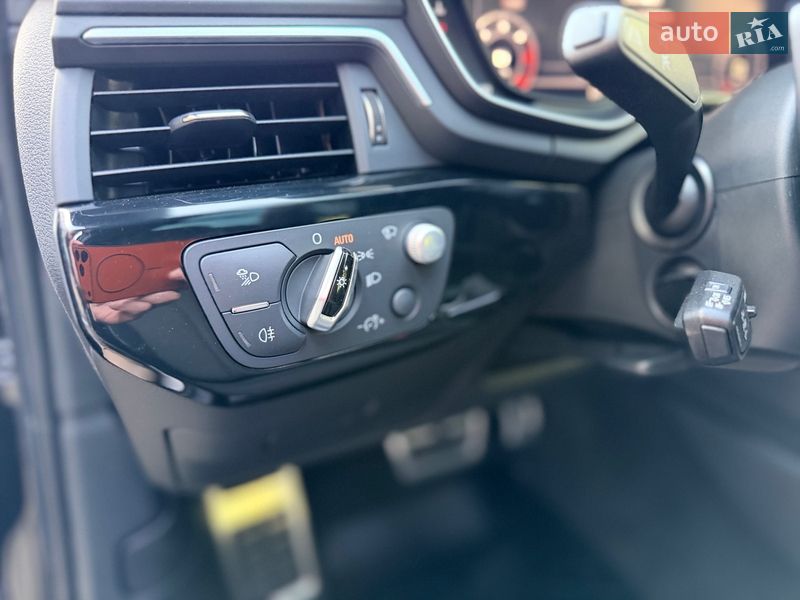 Універсал Audi A4 2016 в Луцьку