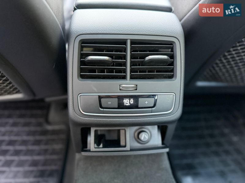 Універсал Audi A4 2016 в Луцьку