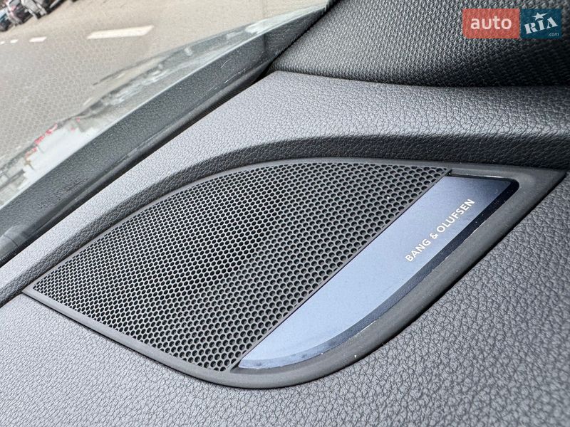 Седан Audi A4 2022 в Києві