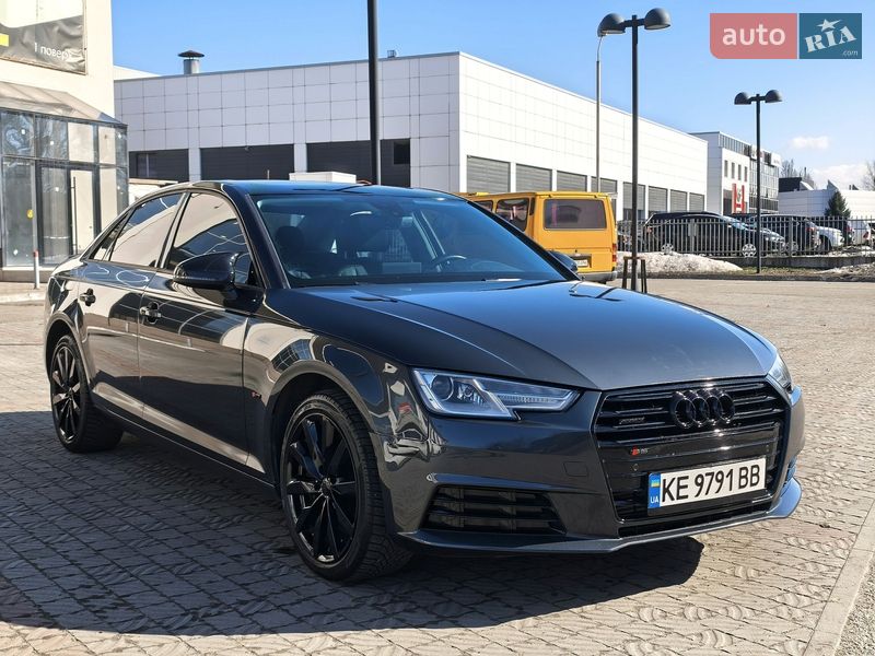 Седан Audi A4 2016 в Дніпрі