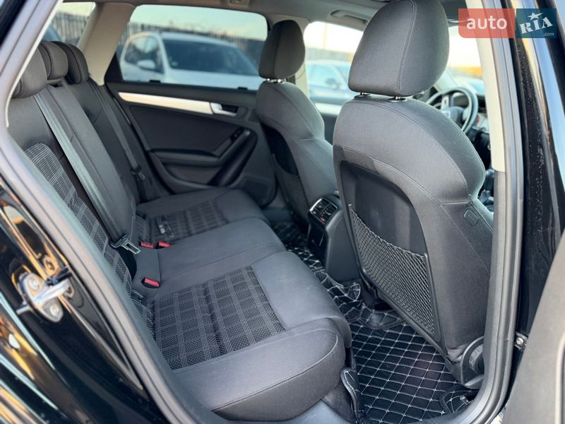 Універсал Audi A4 2012 в Сарнах