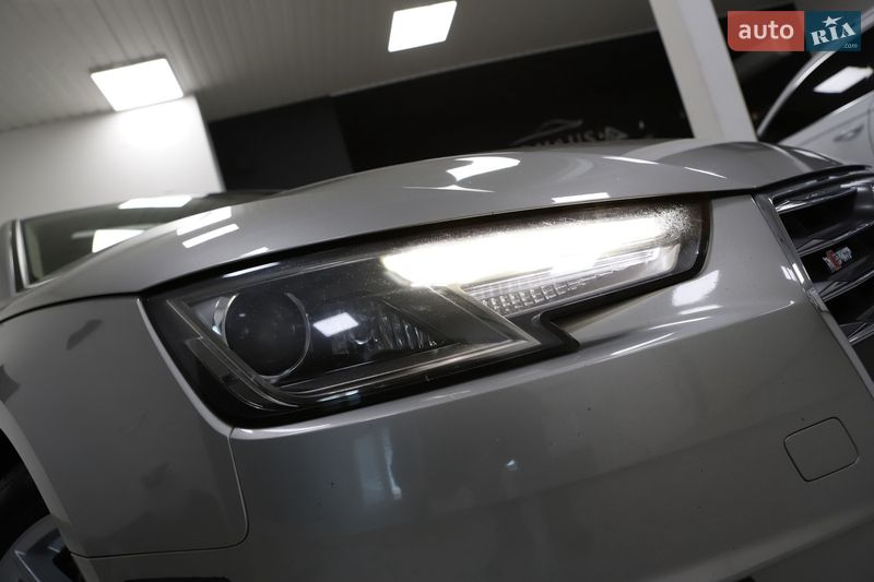 Седан Audi A4 2017 в Дрогобыче