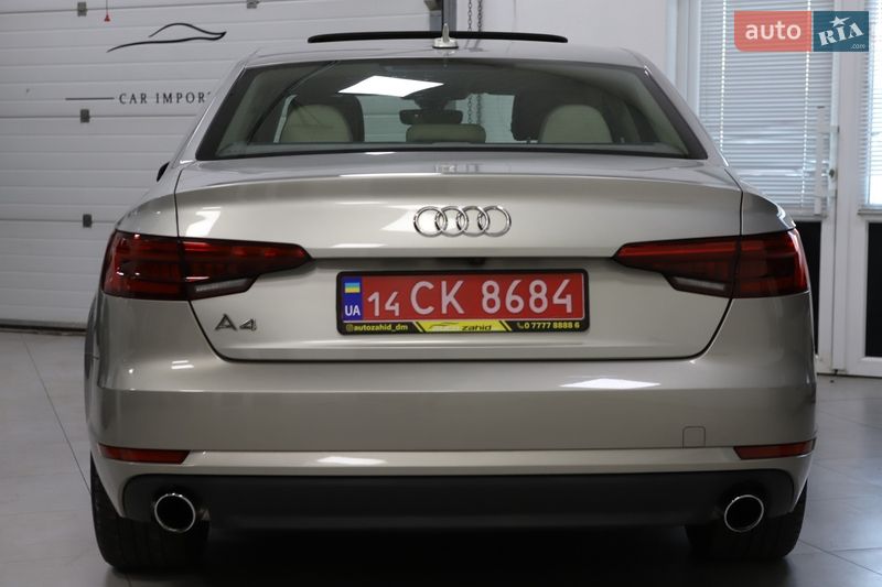 Седан Audi A4 2017 в Дрогобыче
