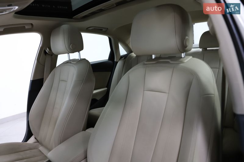 Седан Audi A4 2017 в Дрогобыче