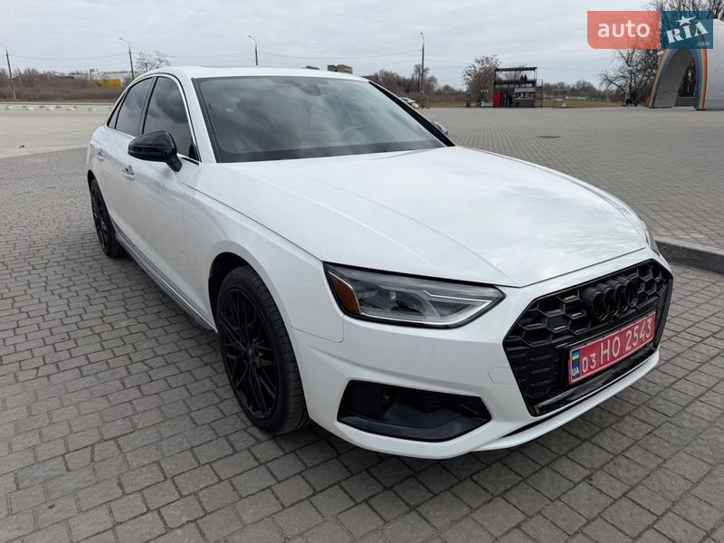 Седан Audi A4 2019 в Запорожье