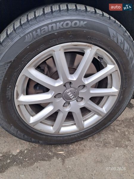 Седан Audi A4 2014 в Днепре