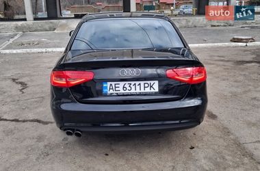 Седан Audi A4 2014 в Днепре