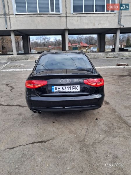 Седан Audi A4 2014 в Днепре